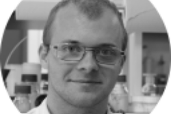 Jordan Hindes, Research Expert